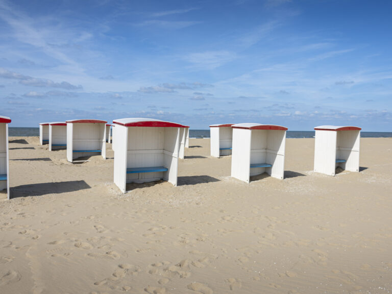 Lees meer over het artikel Strandhuisjes bij Katwijk